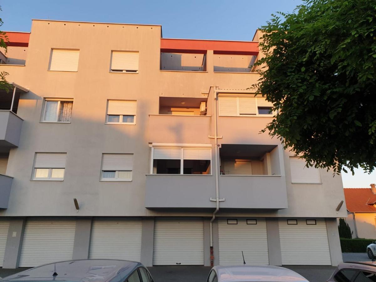 Apartman Dzakula Zagreb Ngoại thất bức ảnh