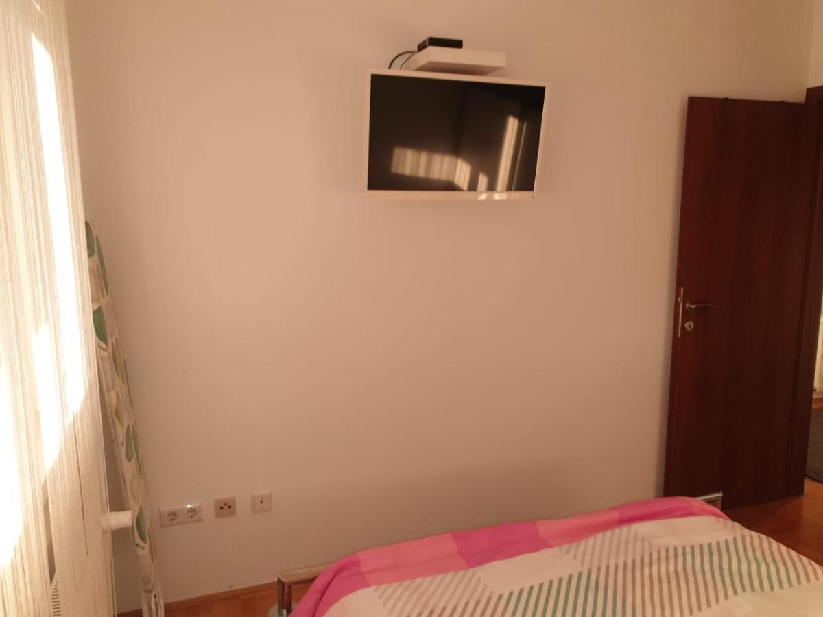Apartman Dzakula Zagreb Ngoại thất bức ảnh